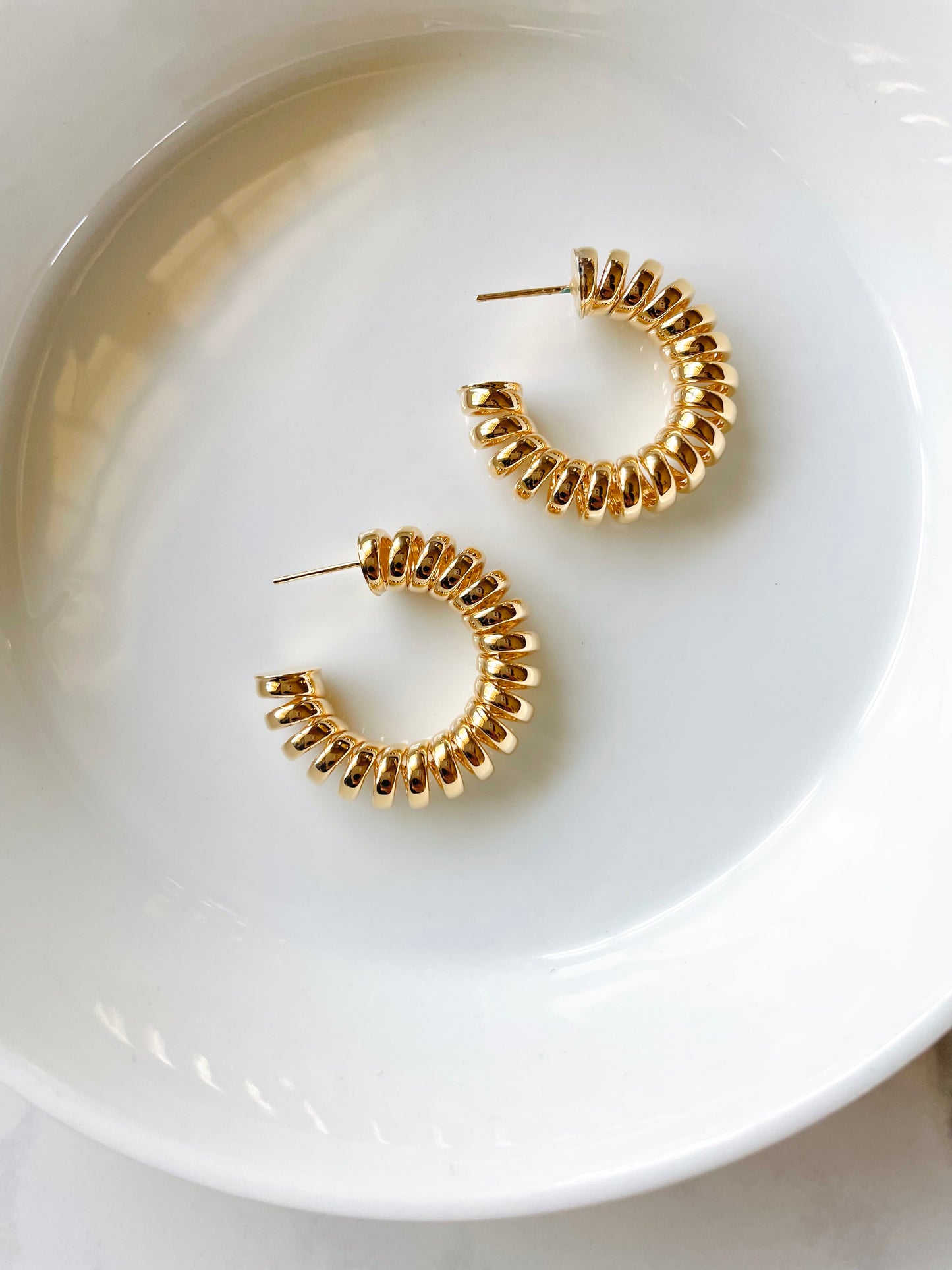 Spiral hoops