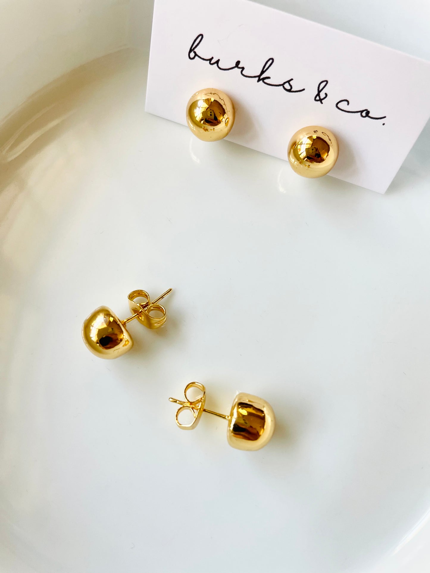 Flat back ball studs