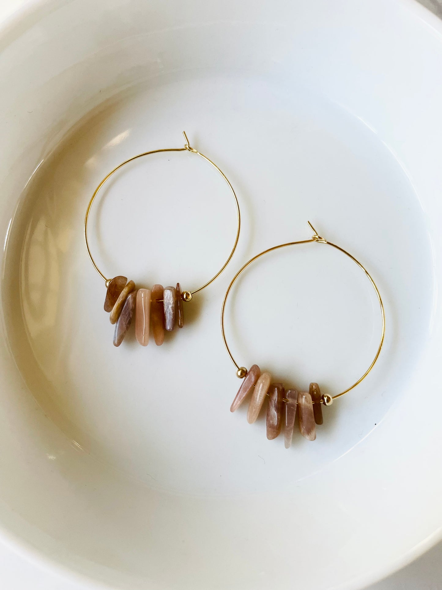 Neutral spikey hoops