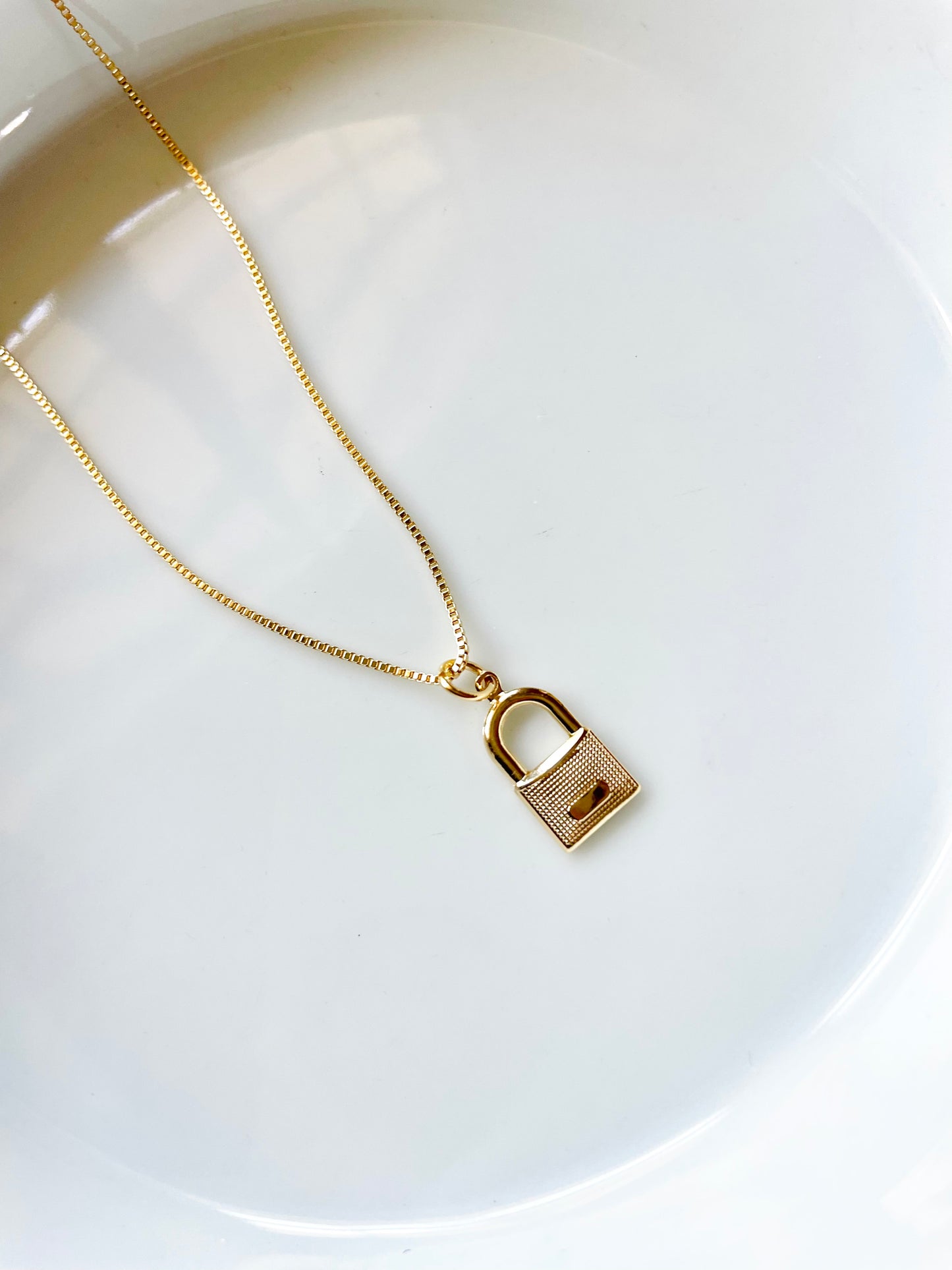 Lock necklace