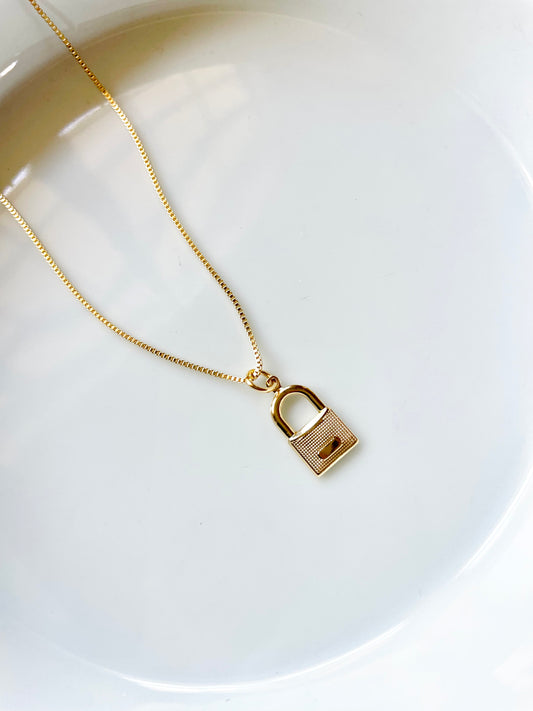 Lock necklace